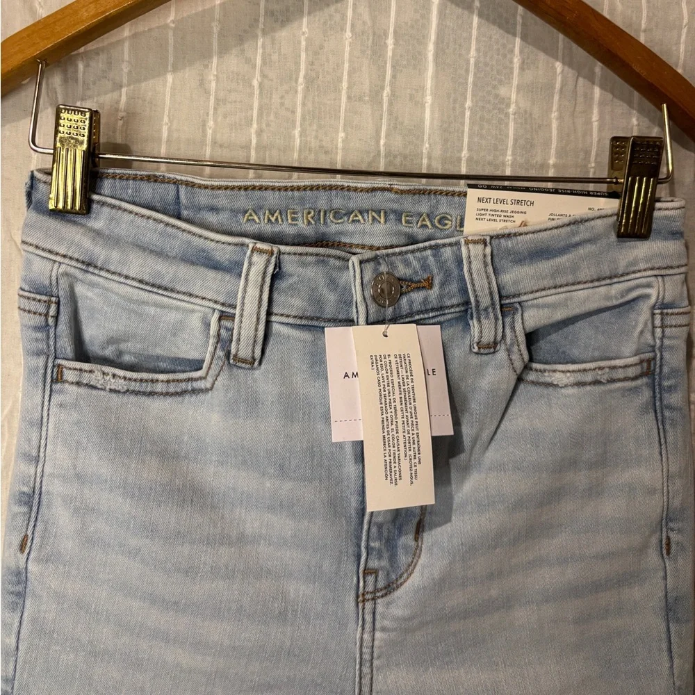 BNWT American Eagle High Rise Skinny Jegging Jeans - Picture 4 of 7
